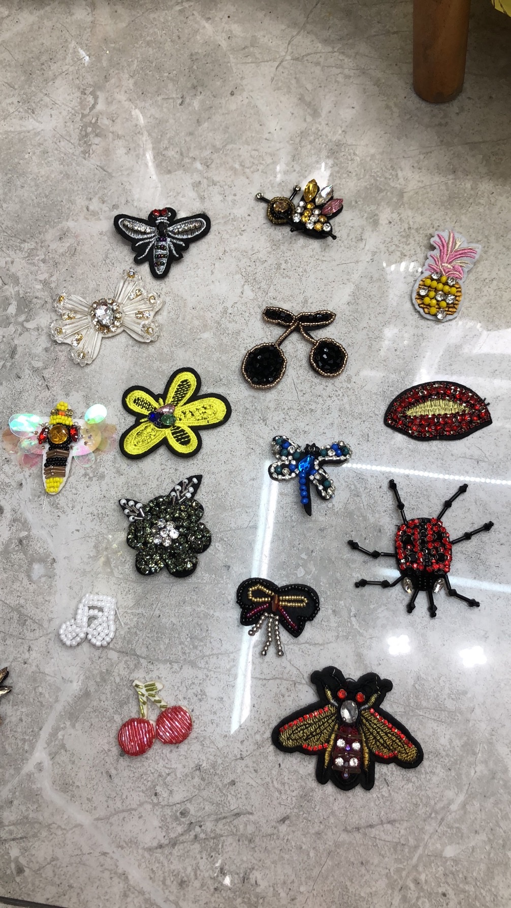 Irregular-shaped glass rhinestone nail art water drill diy heat transfer painting accessory, shiny decorative glass rhinestone set details Picture