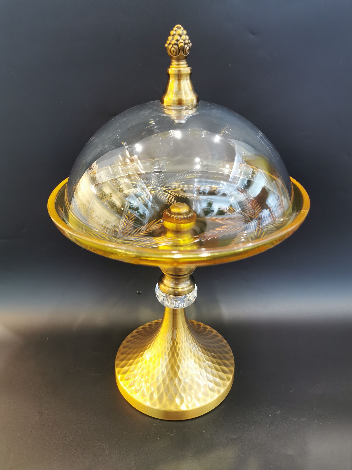 玻璃工艺品/水晶玻璃/手工刻花白底实物图