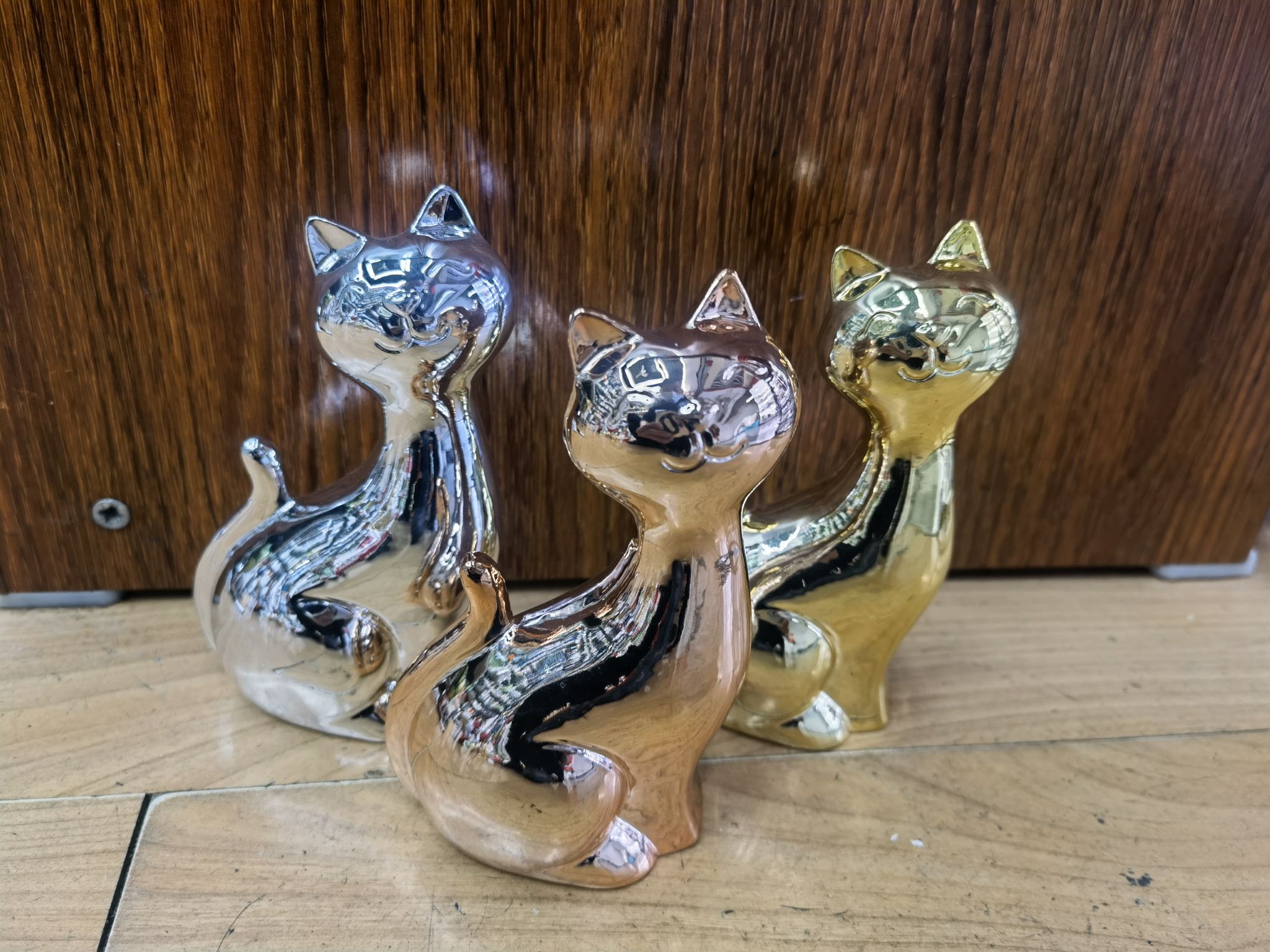 Ceramic cat electroplated ceramic process electroplated cat home decoration ornaments Ceramic ornaments detail image 1