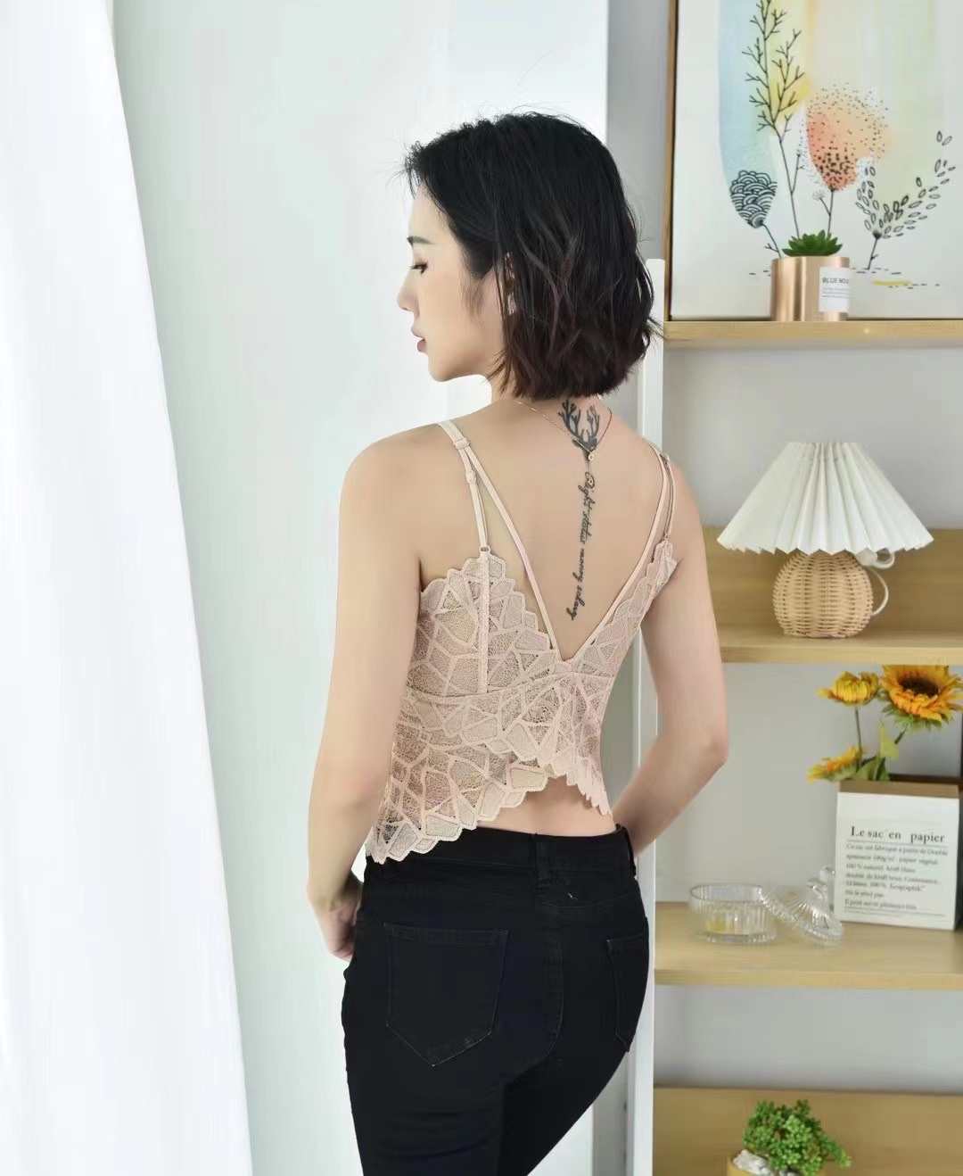 French lace latex cup sexy butterfly beautiful back halter bra long lace solid color inner layer with large lace beautiful back