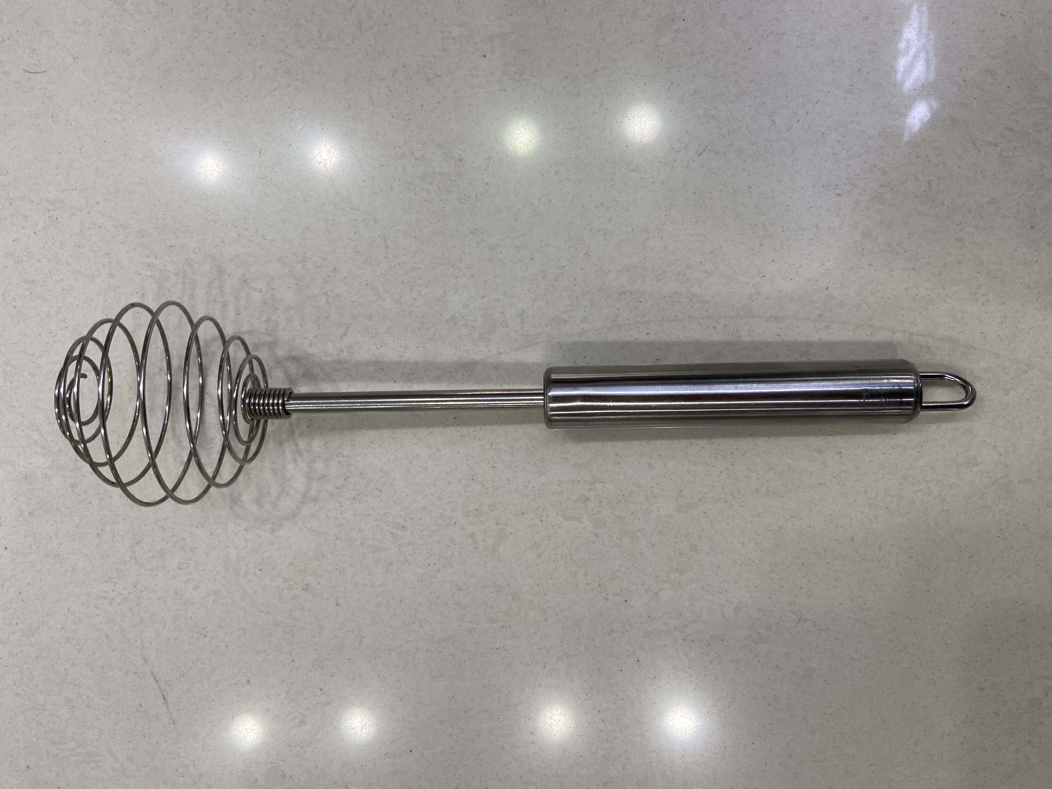 打蛋器白底实物图