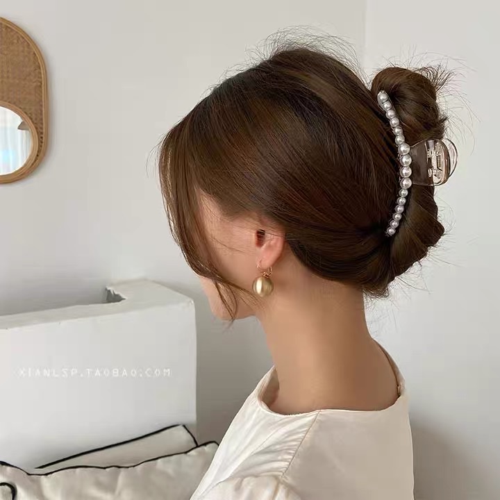 Large hair clip, Korean Instagram, large acrylic hair clip at the back of the head, pearl clip, hair clip, hairpin headwear details Picture