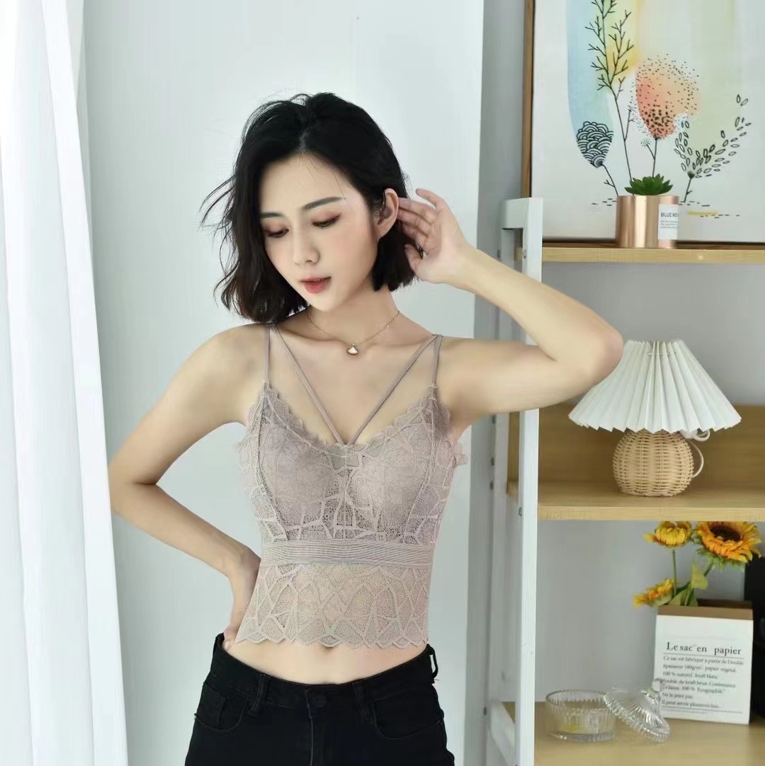 French lace latex cup sexy butterfly beautiful back halter bra short lace solid color inner layer with large lace beautiful back Application Scenario
