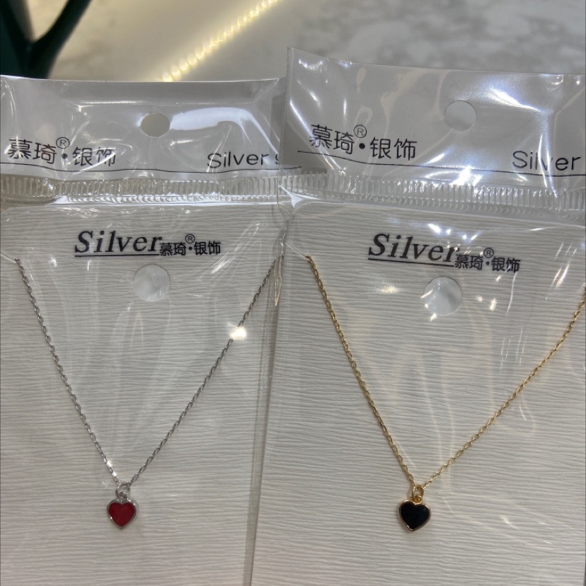 Two-color heart necklace
