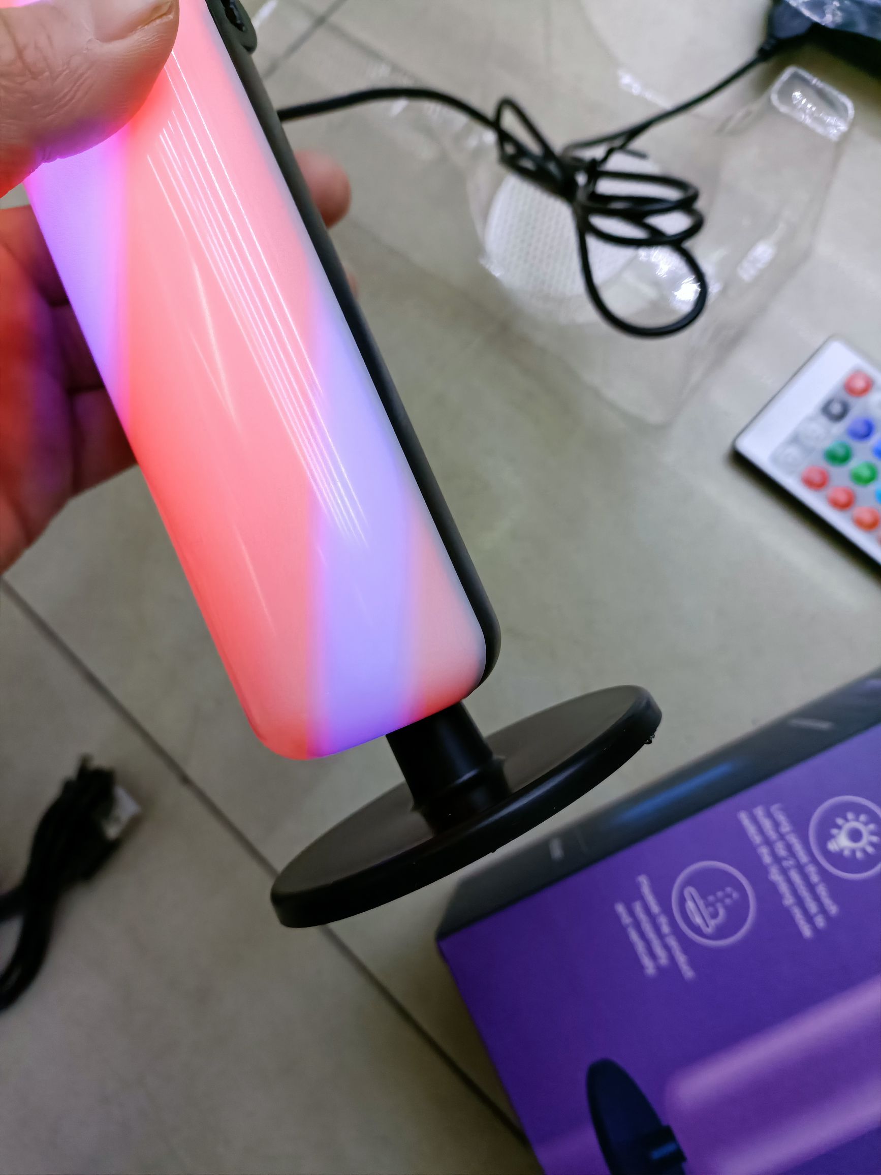 氛围灯/遥控器白底实物图