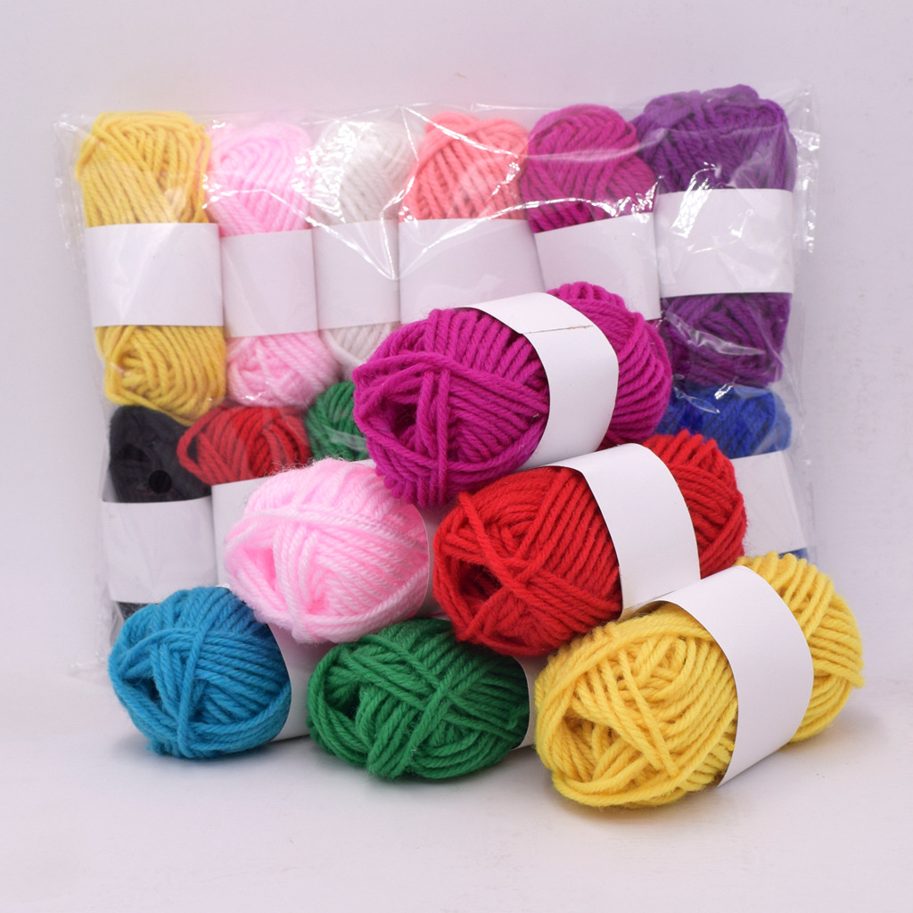 Direct sales from the manufacturer of DIY 12-color acrylic medium and coarse woven yarn balls for children and kindergartens