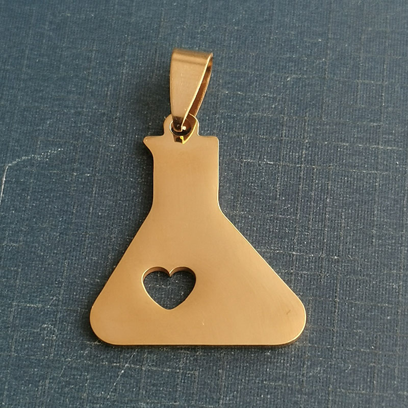 Tourist souvenirs, gifts, European and American popular accessories, retro chemical instruments, measuring cups, necklaces, pendants, pendants detail image 5