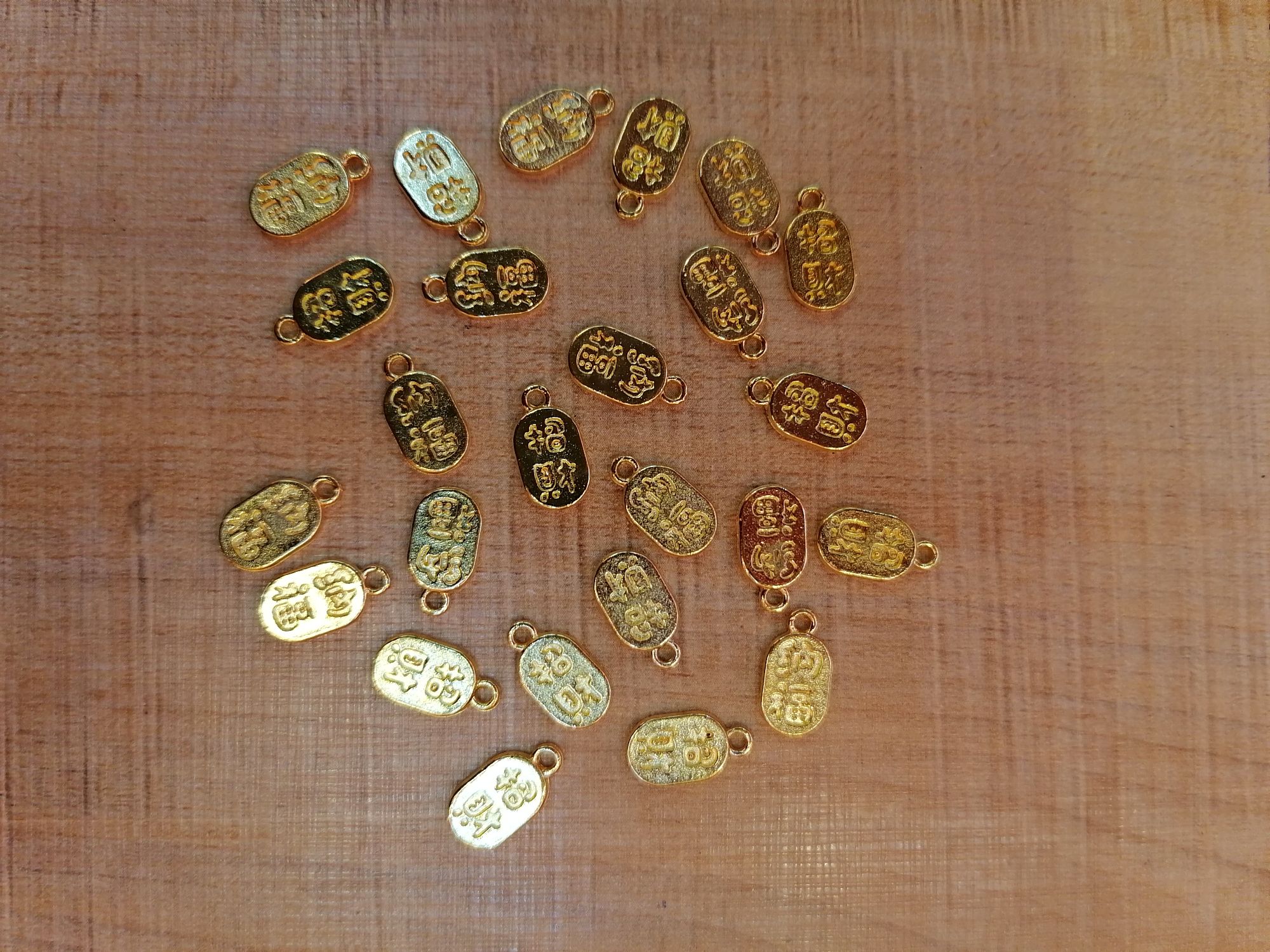 招纳福片吊坠，锌合金饰品配件详情图3