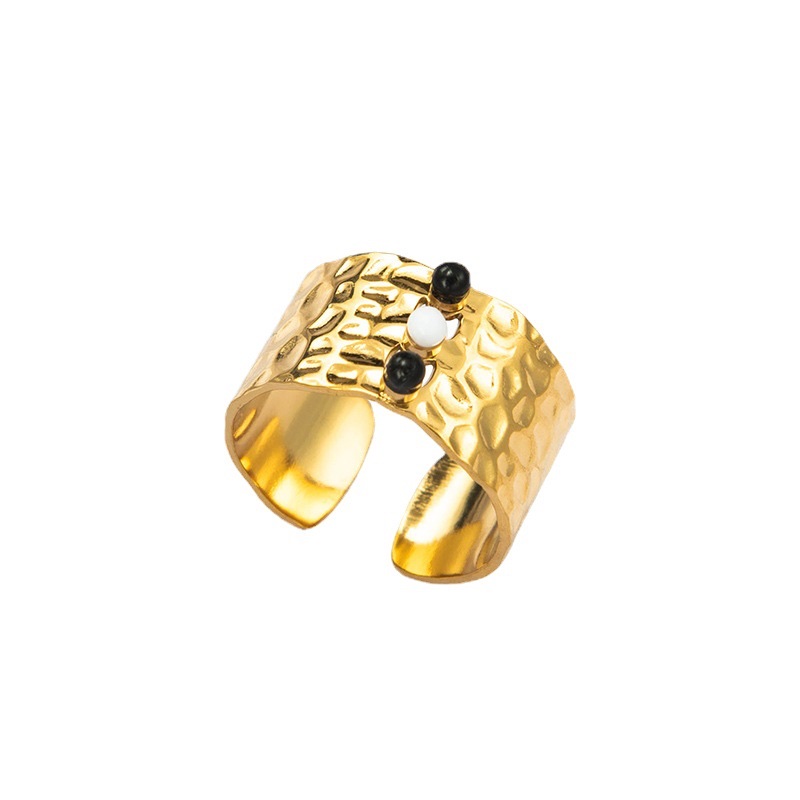European and American retro open gold women's stainless steel ring, geometrically plated 18K gold and set with gemstones titanium steel ring Application Scenario
