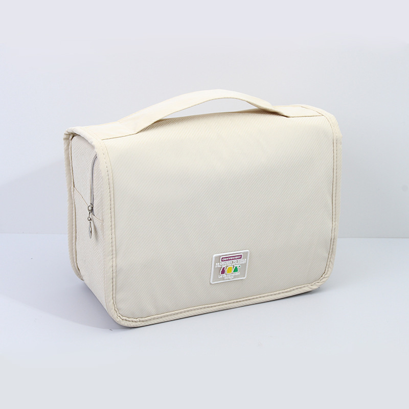 Wholesale of hook-shaped toiletry bags, travel dry and wet separation storage bags, Ins-style waterproof skin care and makeup bags Application Scenario