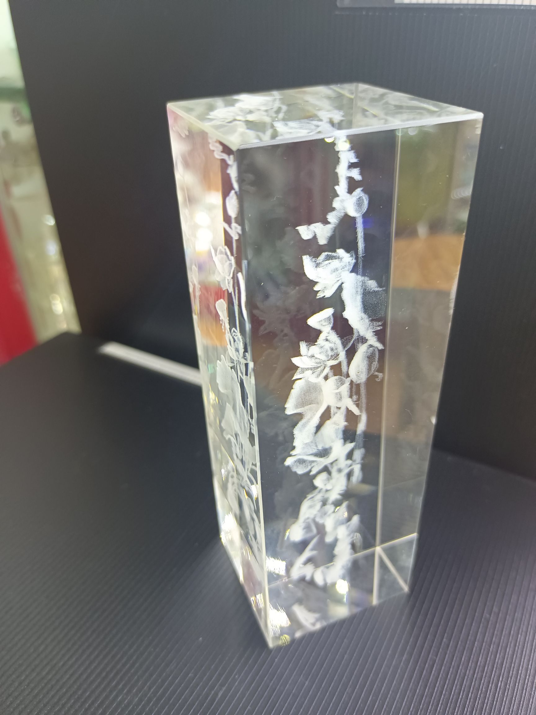 水晶内雕镇纸/水晶方块/水晶激光雕产品图
