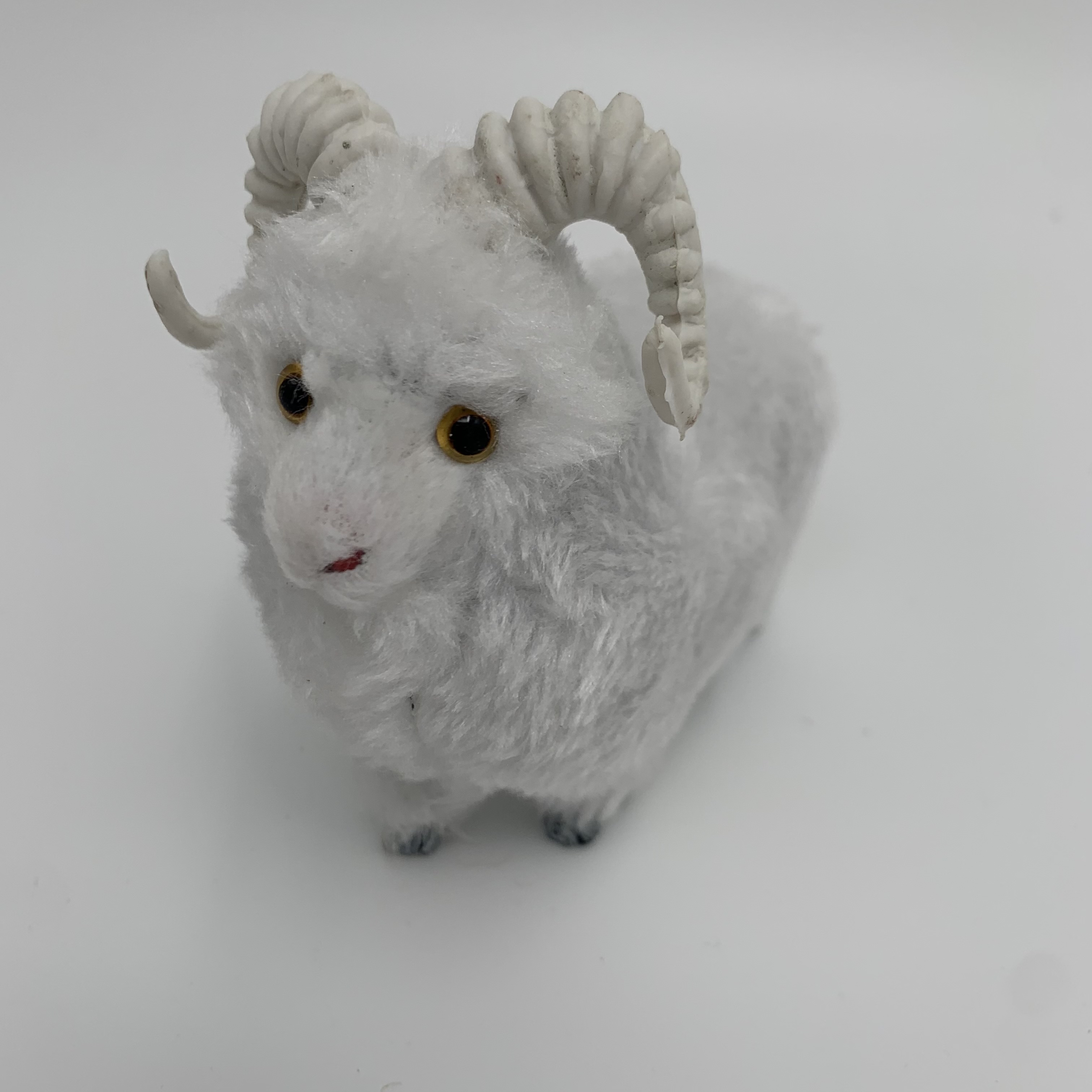 Feifei cross-border simulation sheep animal model will be called sheep craft Gift Window display item farm decoration Sheep model 2 details Picture