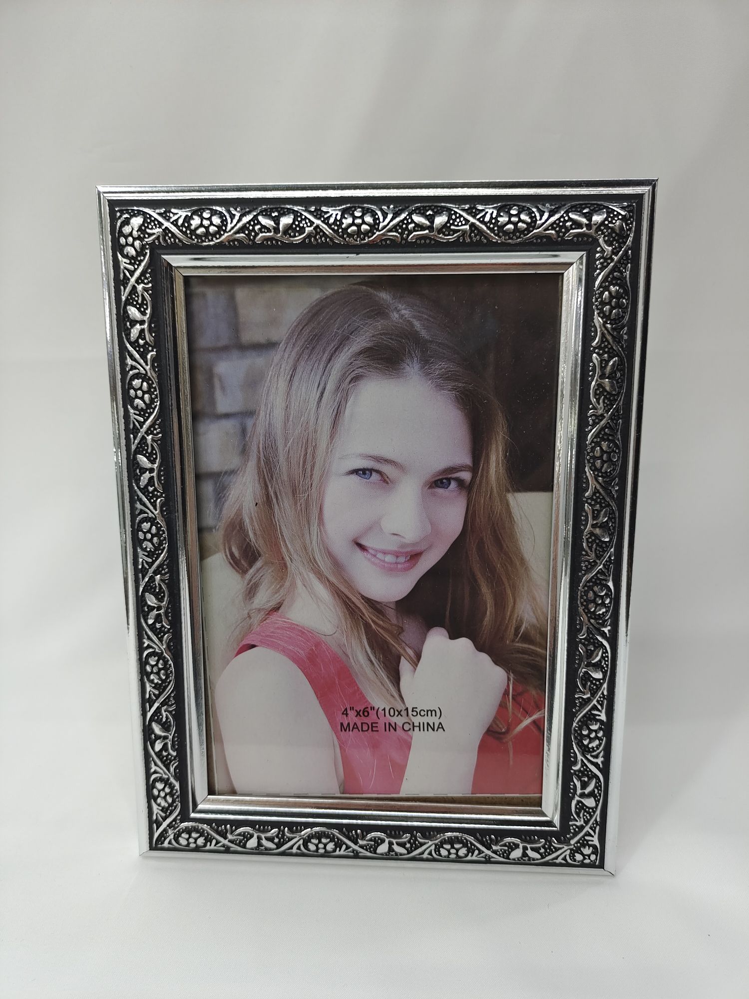 现代简约古典密度板PS材质相框可定做多种尺寸.5寸6寸7寸8寸10寸A4挂墙摆台影楼家用相框工厂。