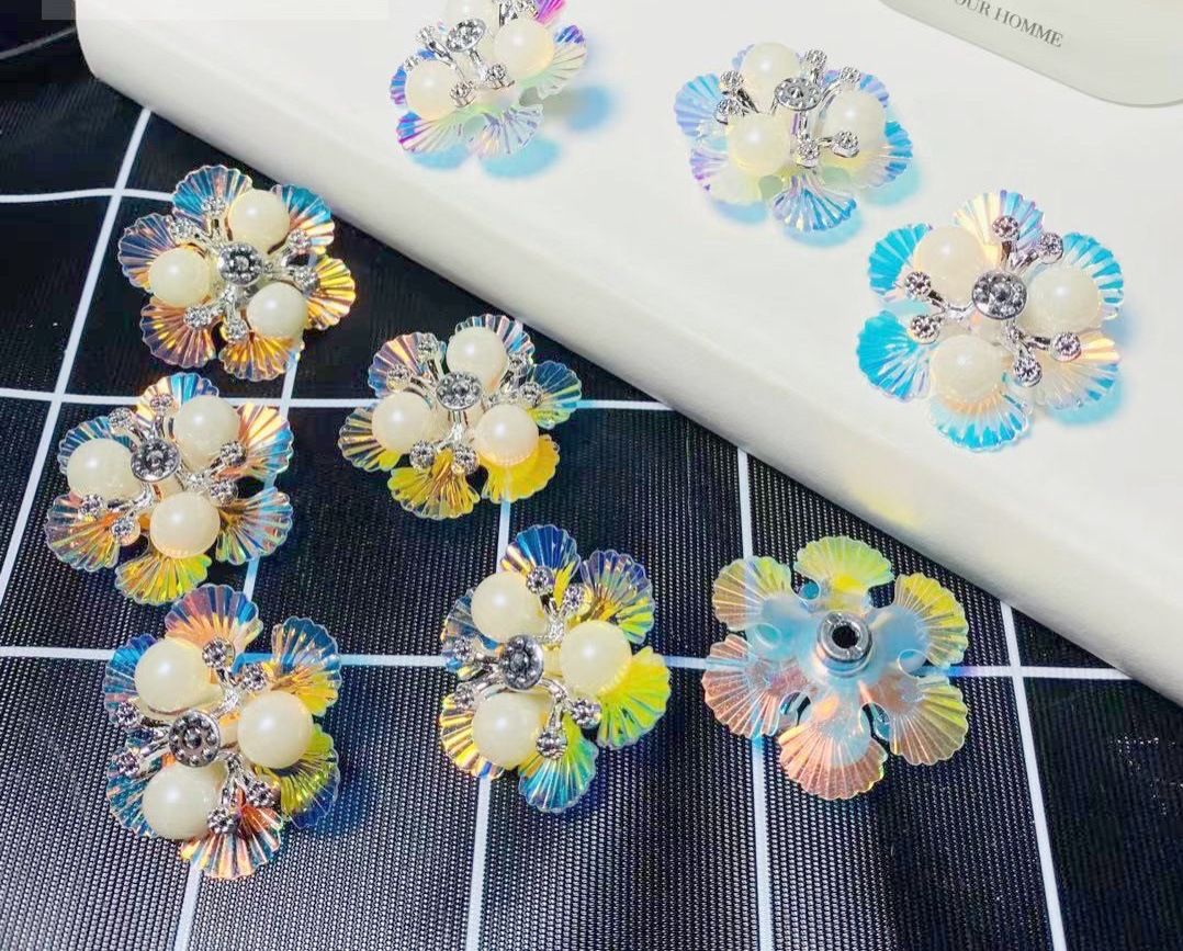 Hairpins, jewelry, shoe uppers, accessories, decorative clasps, plastic uv electroplated, acrylic diamond accessories, diy shoes and clothing accessories details Picture