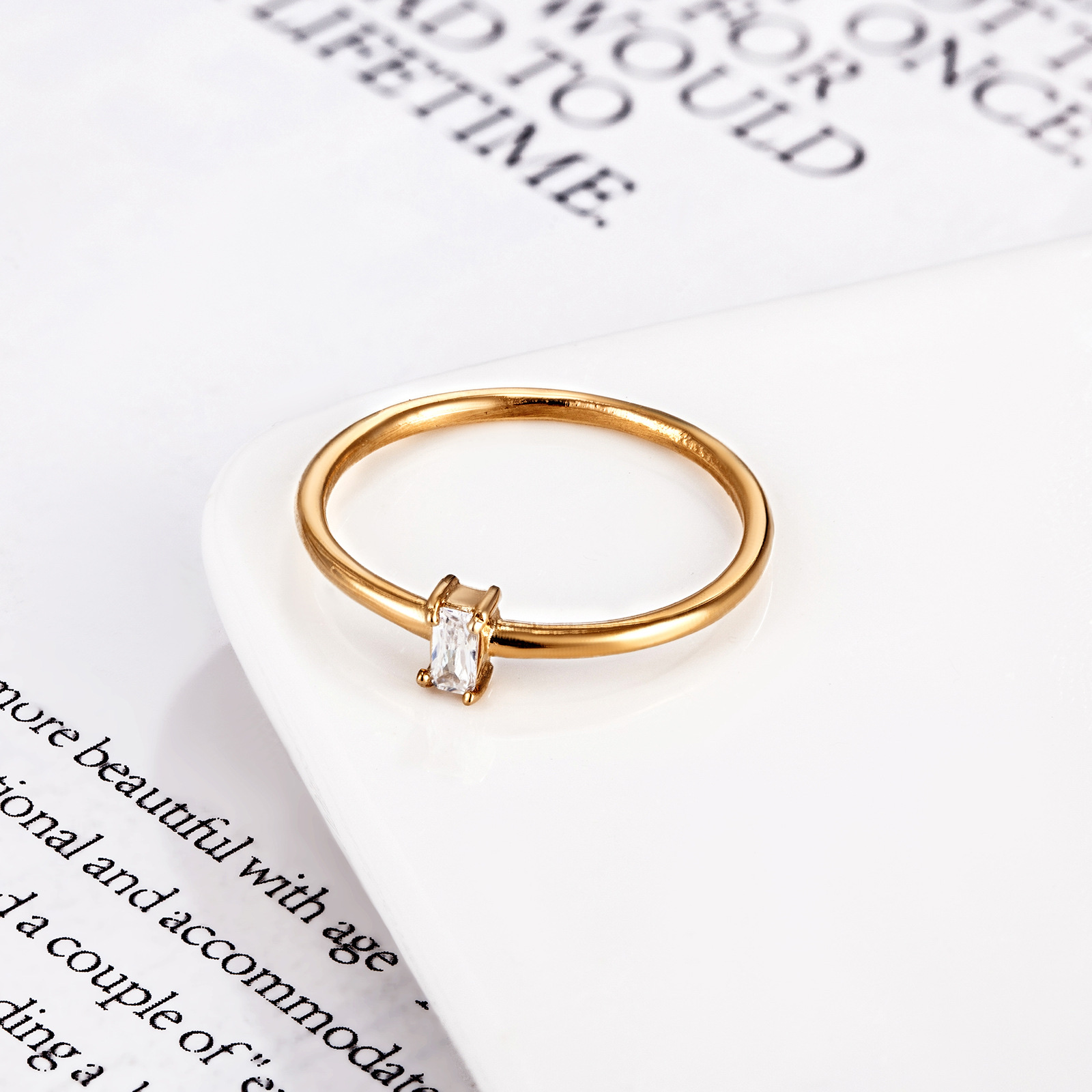 Factory direct supply of titanium steel rings, diamond-encrusted white stone rectangular rings for women, 14k rings for women, cross-border wholesale Specification image