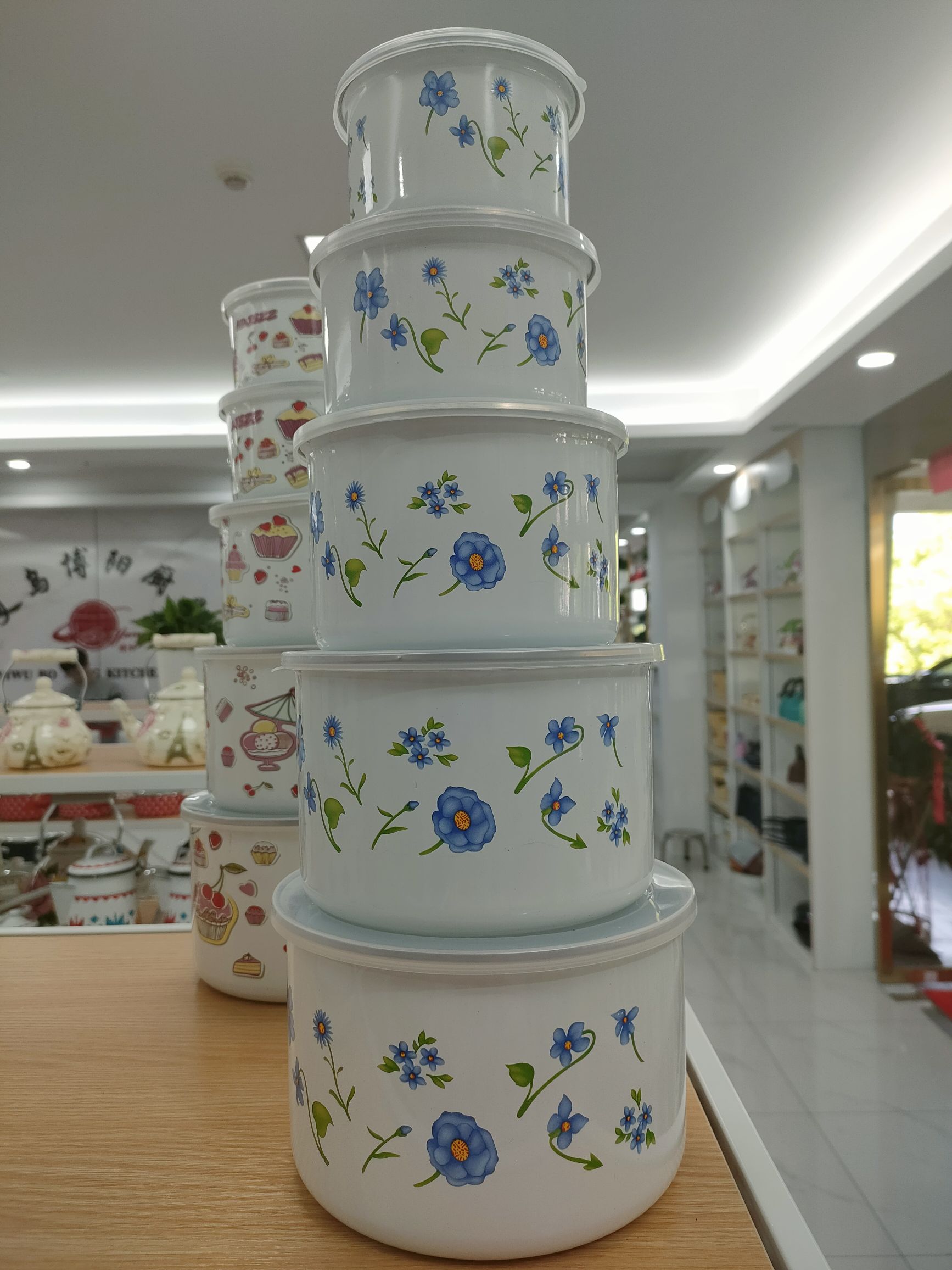 خمس أطباق من أطباق الثلج السميك detail image 8