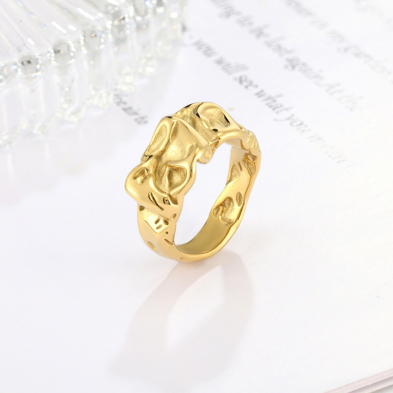 Factory direct supply of irregular and pleated titanium steel rings in European and American style, 14kins rings, cross-border wholesale of titanium steel rings for women Specification image
