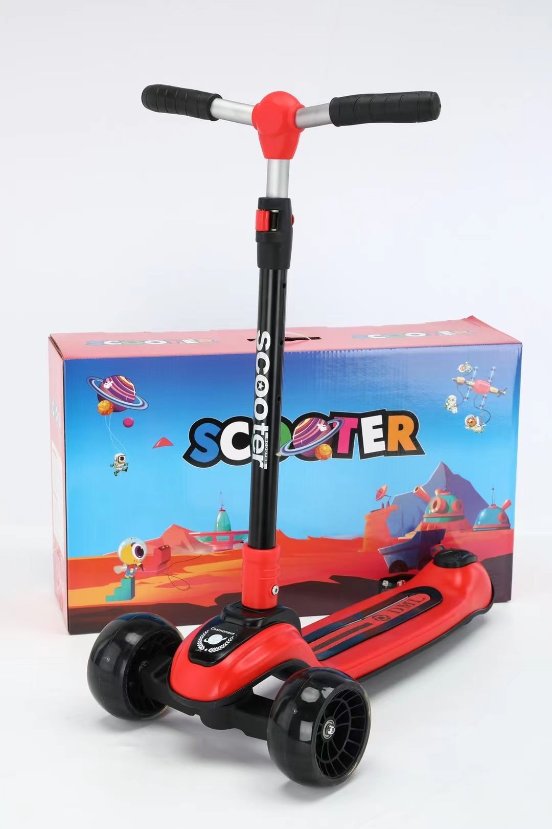 The new scooter is equipped with lights detail image 2