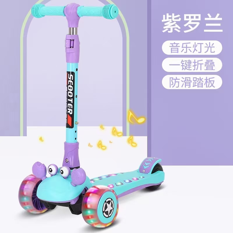 The little frog scooter is equipped with lights and music detail image 3