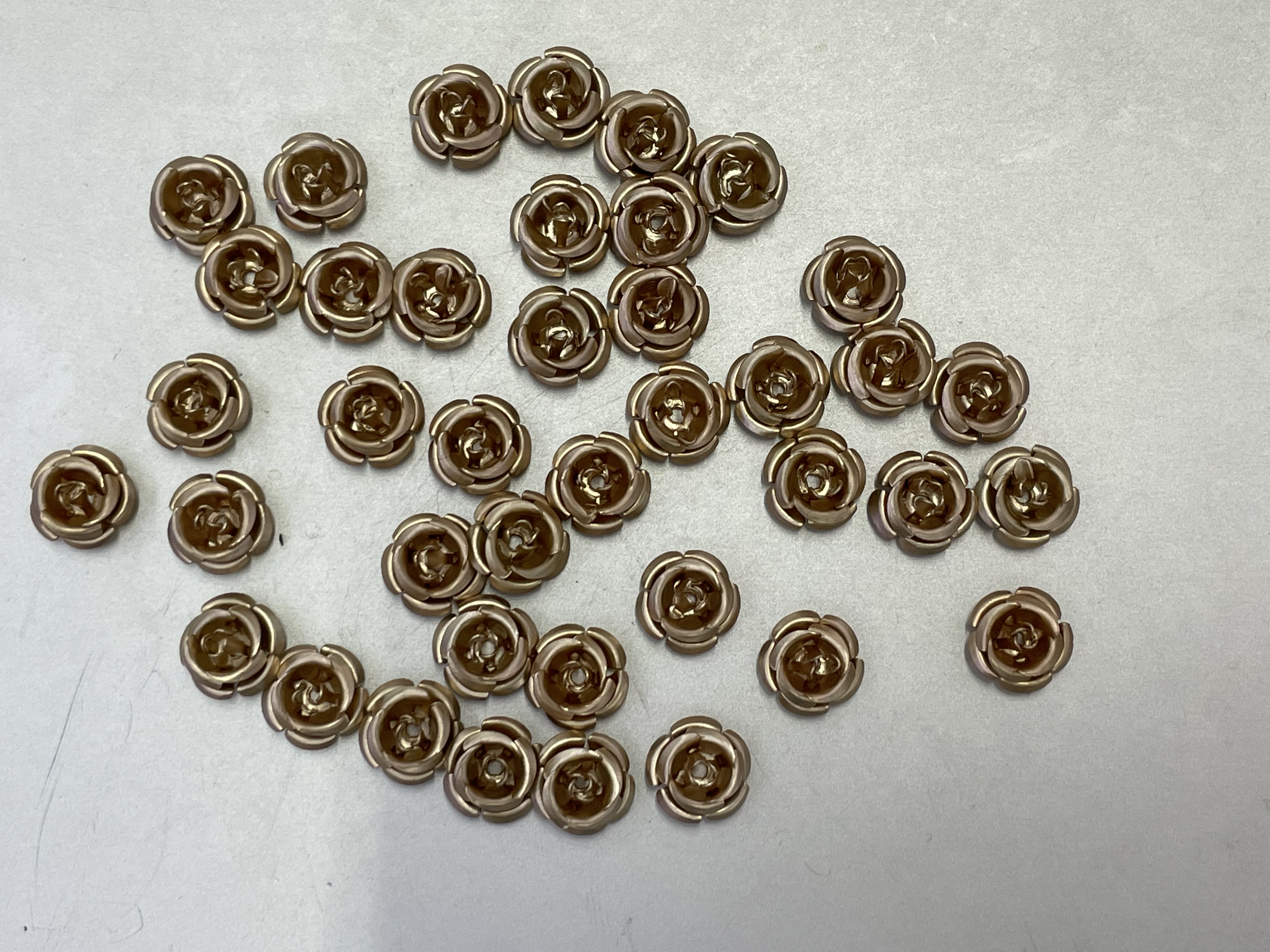 义乌市国际商贸城一区三楼E区9街8885号商位10mm五瓣花31#色