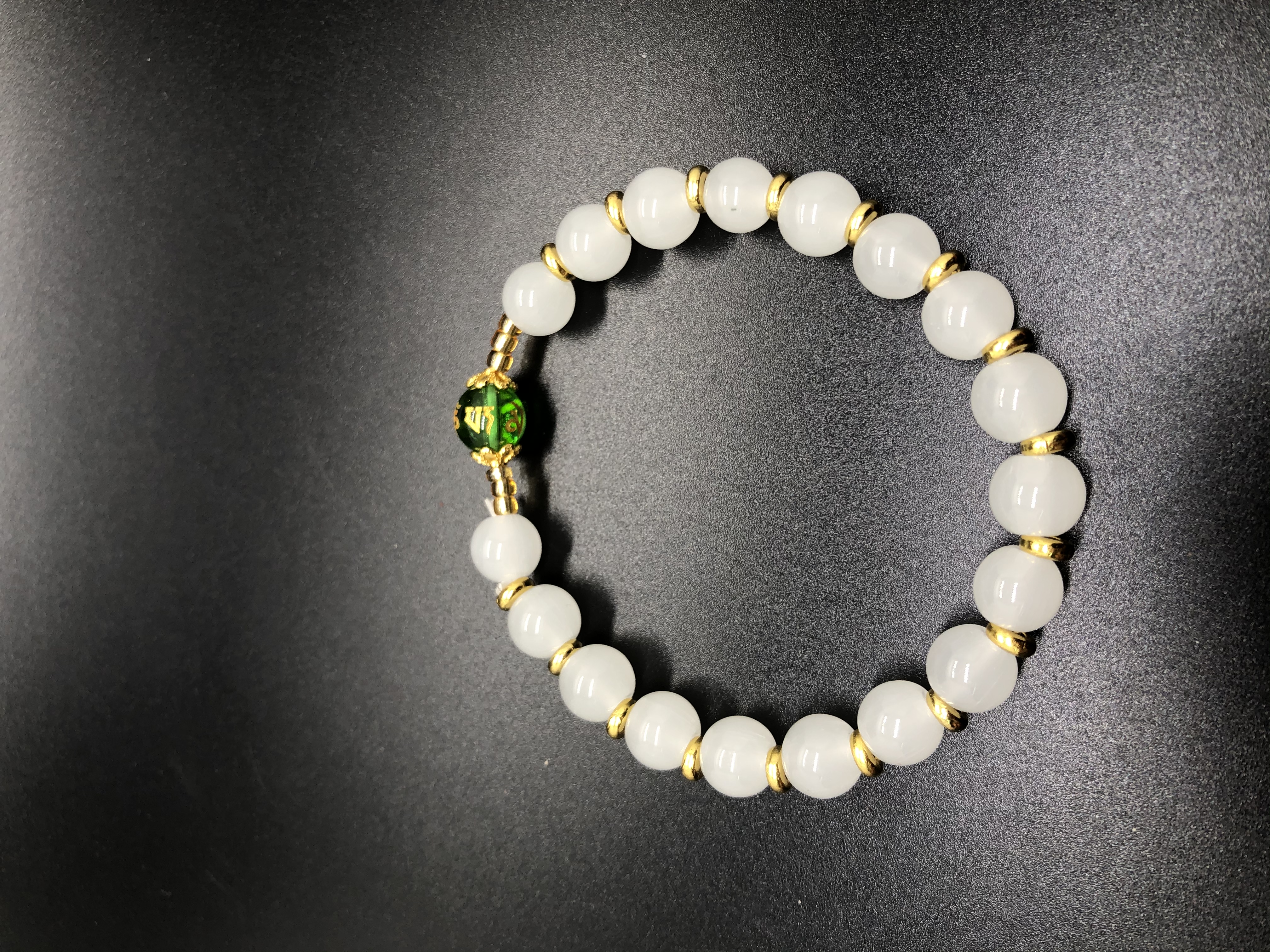 Pink, white and orange crystal women's bracelet and prayer beads: Store 8091, Zone D, 3rd Floor, Phase I of Yiwu International Trade City details Picture