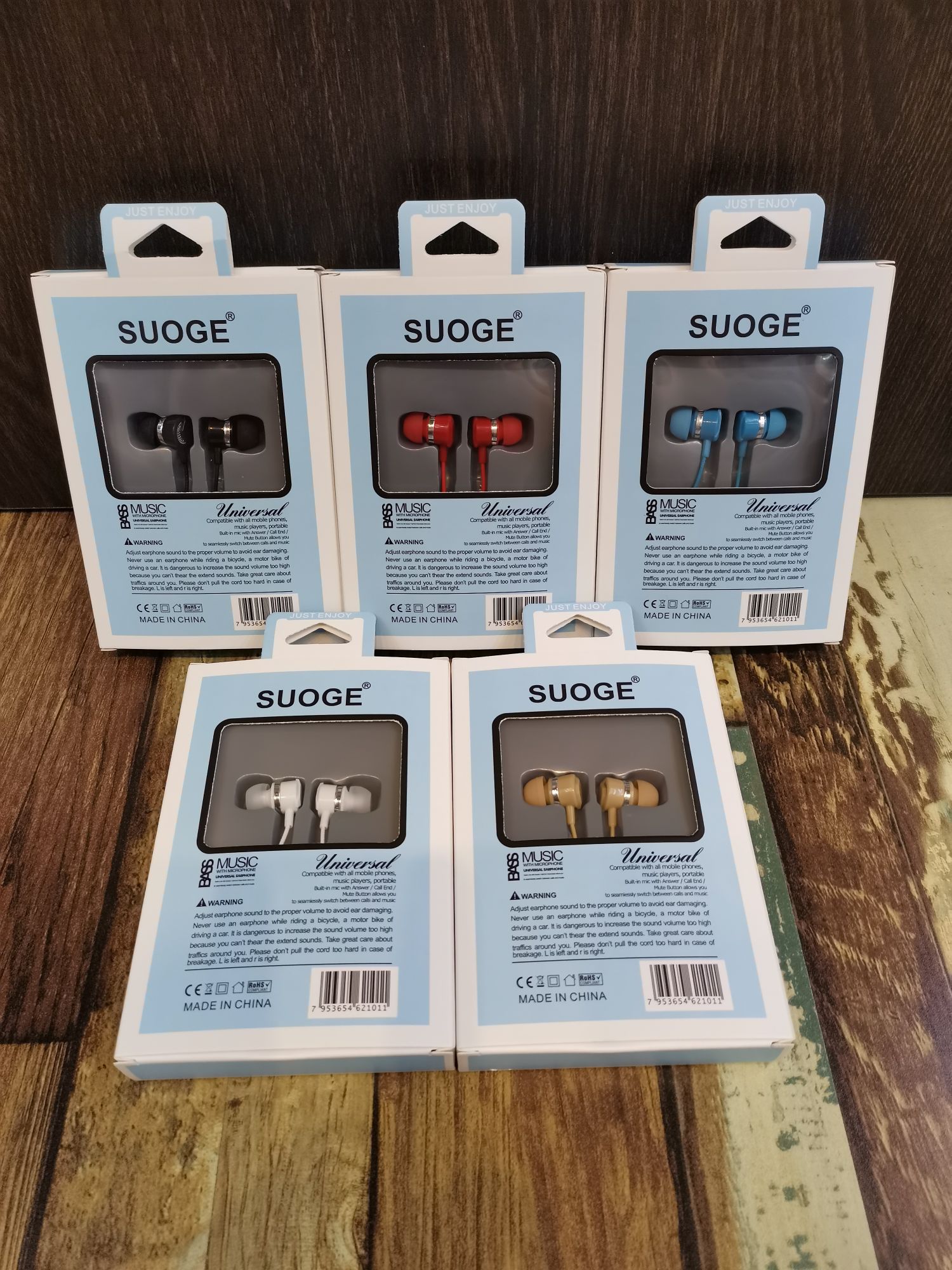 Sogo brand headphones, mobile phone headphones, ear tips, ear labels, ear cables, headphones with labels, SG-101 details Picture