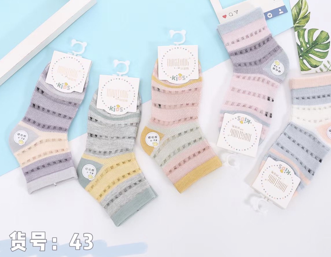 儿童袜实物图
