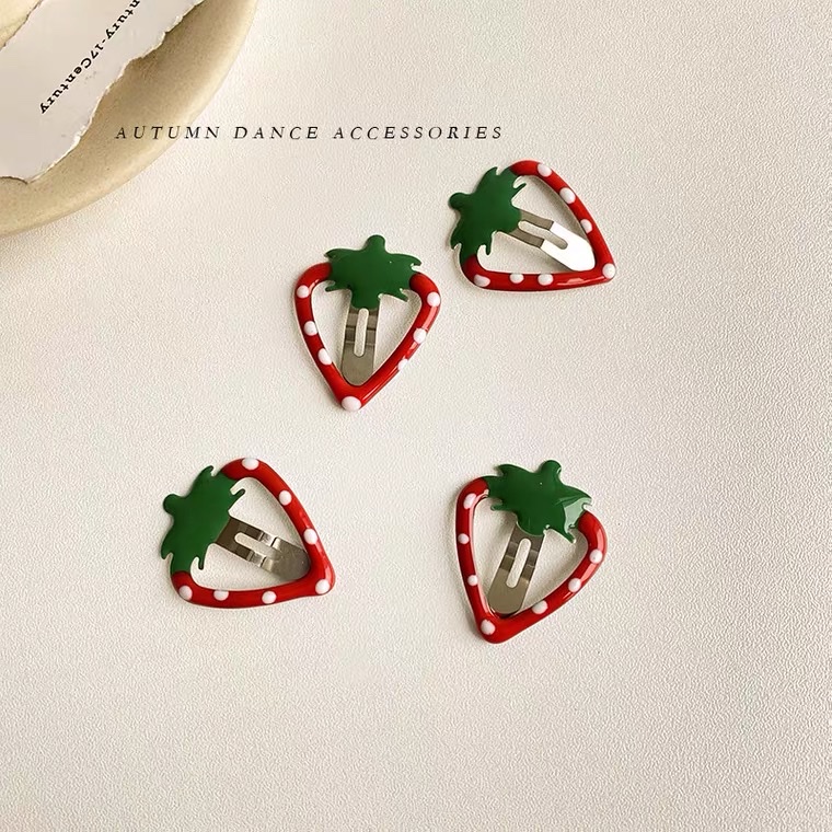美美饰品058号草莓夹子铁饰品百搭时尚潮流