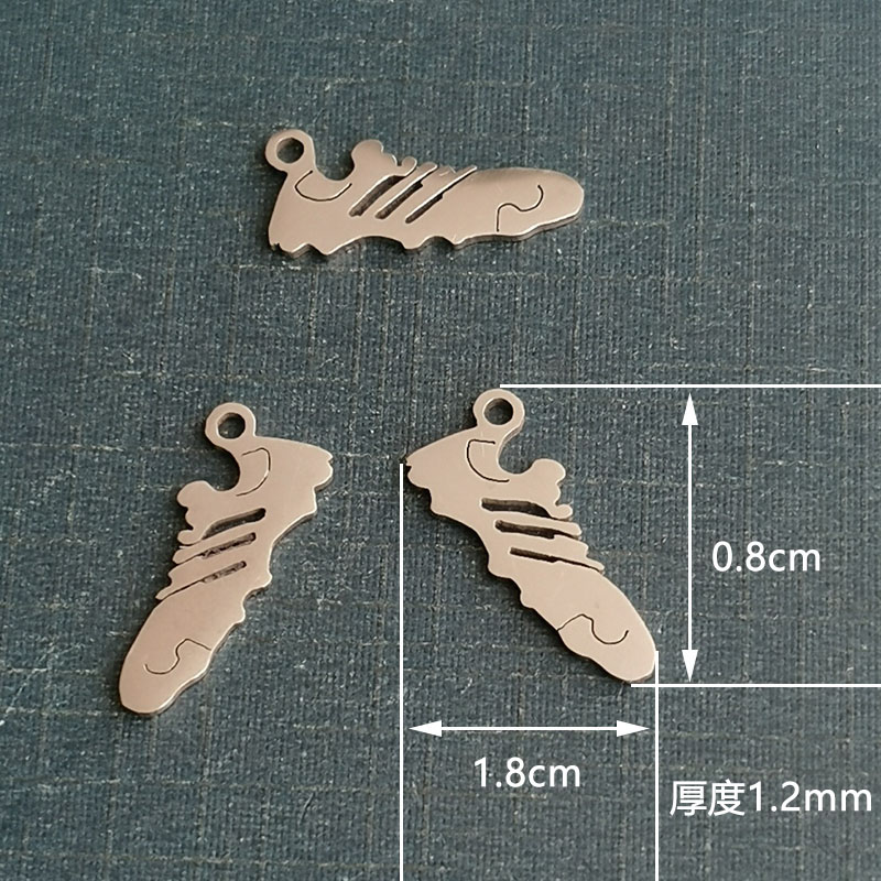 Men's necklace, hip-hop sneaker, trendy brand, non-fading pendant, niche design, stainless steel necklace detail image 2