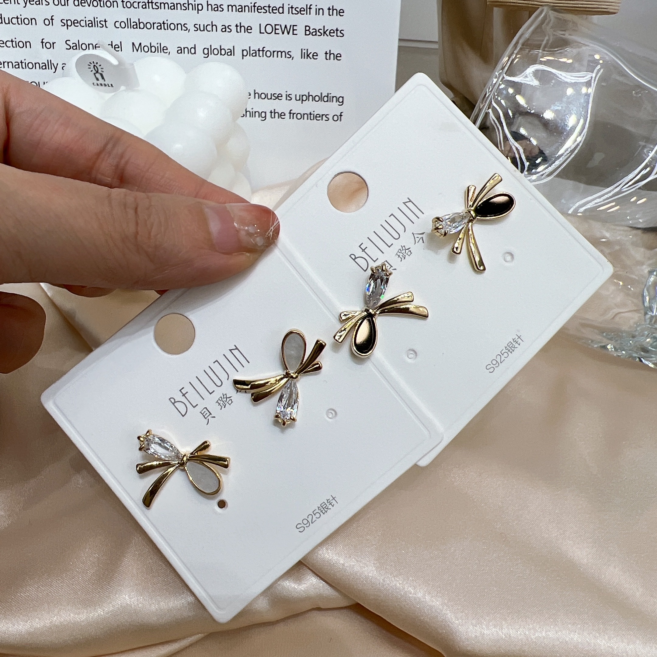 s925 Silver needle French niche design sense Zircon bow stud earrings sweet and elegant women's real gold electroplated earrings