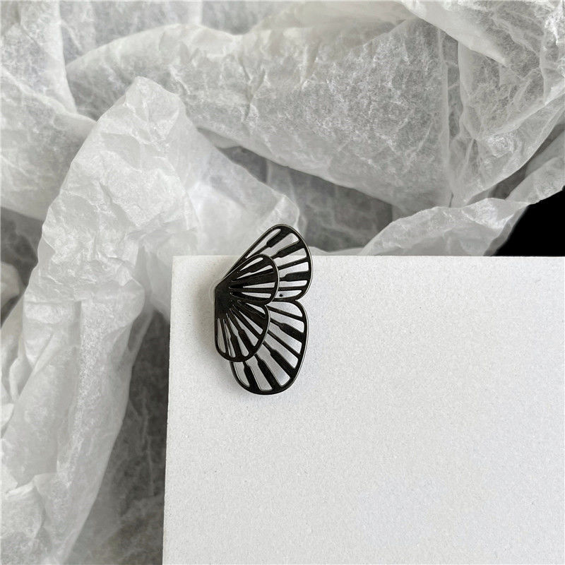 Summer Flower 925 Silver Needle Stud Earrings for Women 2022 New Style Earrings, elegant and high-end, Niche design sense, Ding Die -1111 Application Scenario