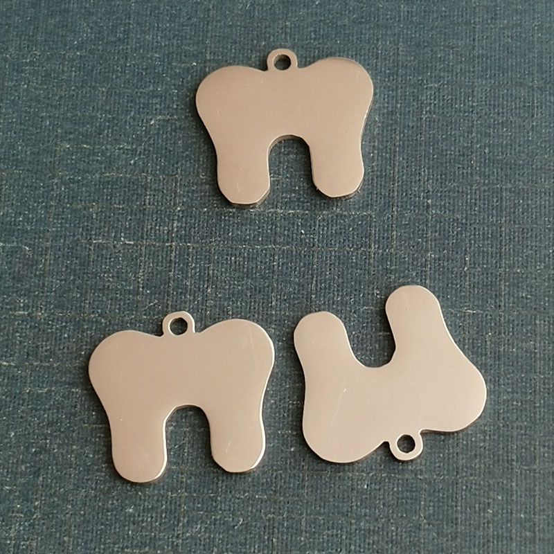 牙齿情侣系列锁骨项链吊坠百搭简约配饰短款学生钛钢饰品