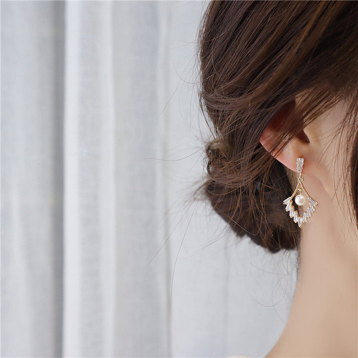 41 Summer Flower 925 Silver Needle Stud Earrings for Women 2022 New Style Earrings, Elegant and high-end, Niche Design Sense, Ding Die -186 Specification image