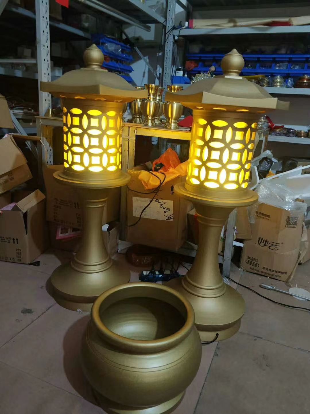 Bronze Deyuan Craft Lotus Lamp zz details Picture