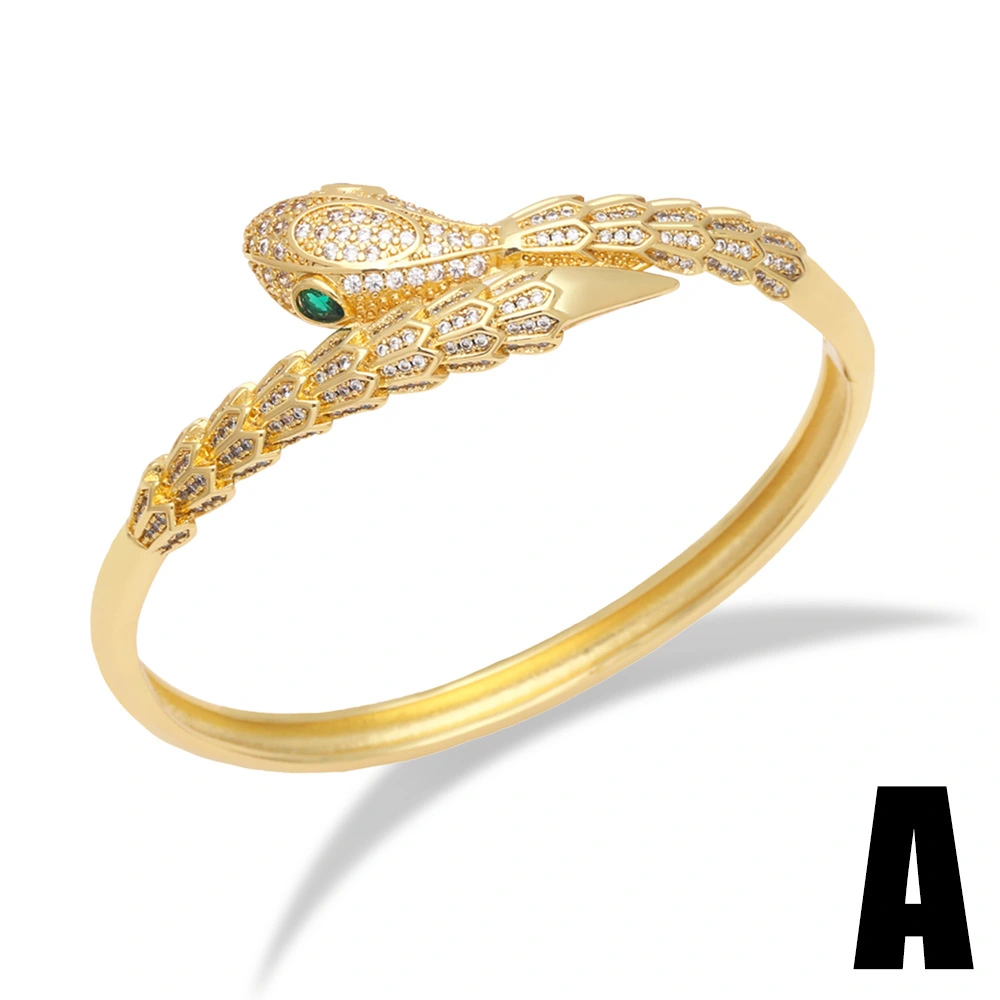 Cross-border new jewelry, European and American style, exaggerated hip-hop snake bracelet, trendy and retro snake-shaped wristband detail image 2