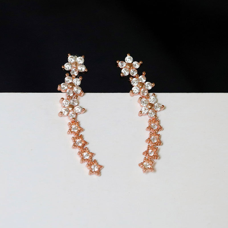 Summer Flower 925 Silver Needle Stud Earrings for Women 2022 New Style Earrings, elegant and high-end, with a niche design sense