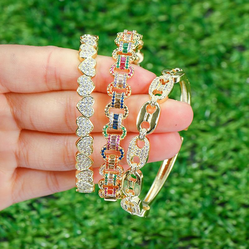 Copper-plated 18k gold slightly inlaid zircon heart-shaped bracelet, a best-selling product in Europe and America, 2022 new style bracelet, individual packaging