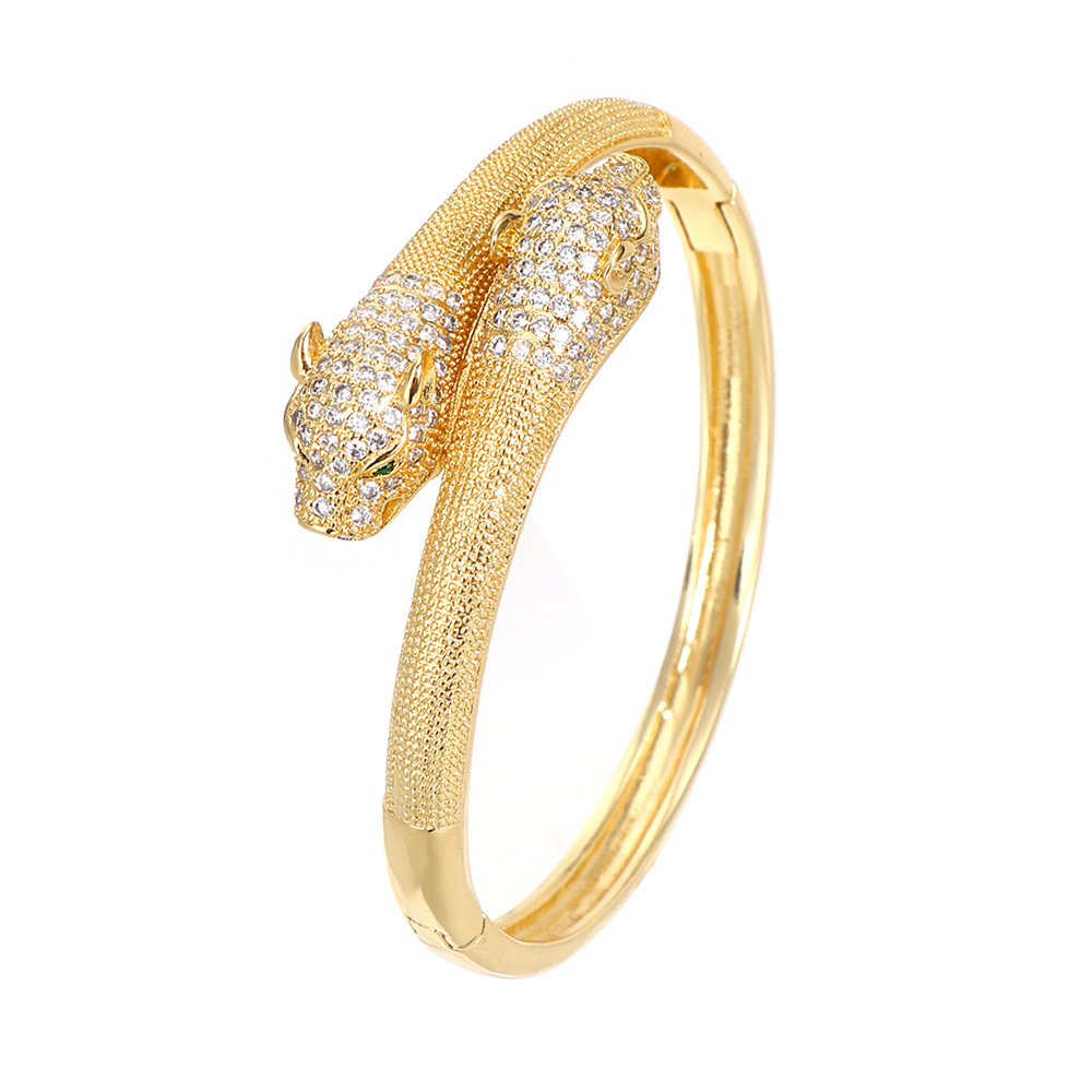 The 2022 new luxury copper-plated 18K gold zircon double-headed leopard bracelet, a bestseller in Europe and America detail image 6