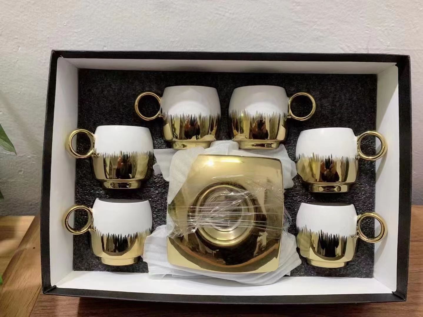 陶瓷工艺品实物图