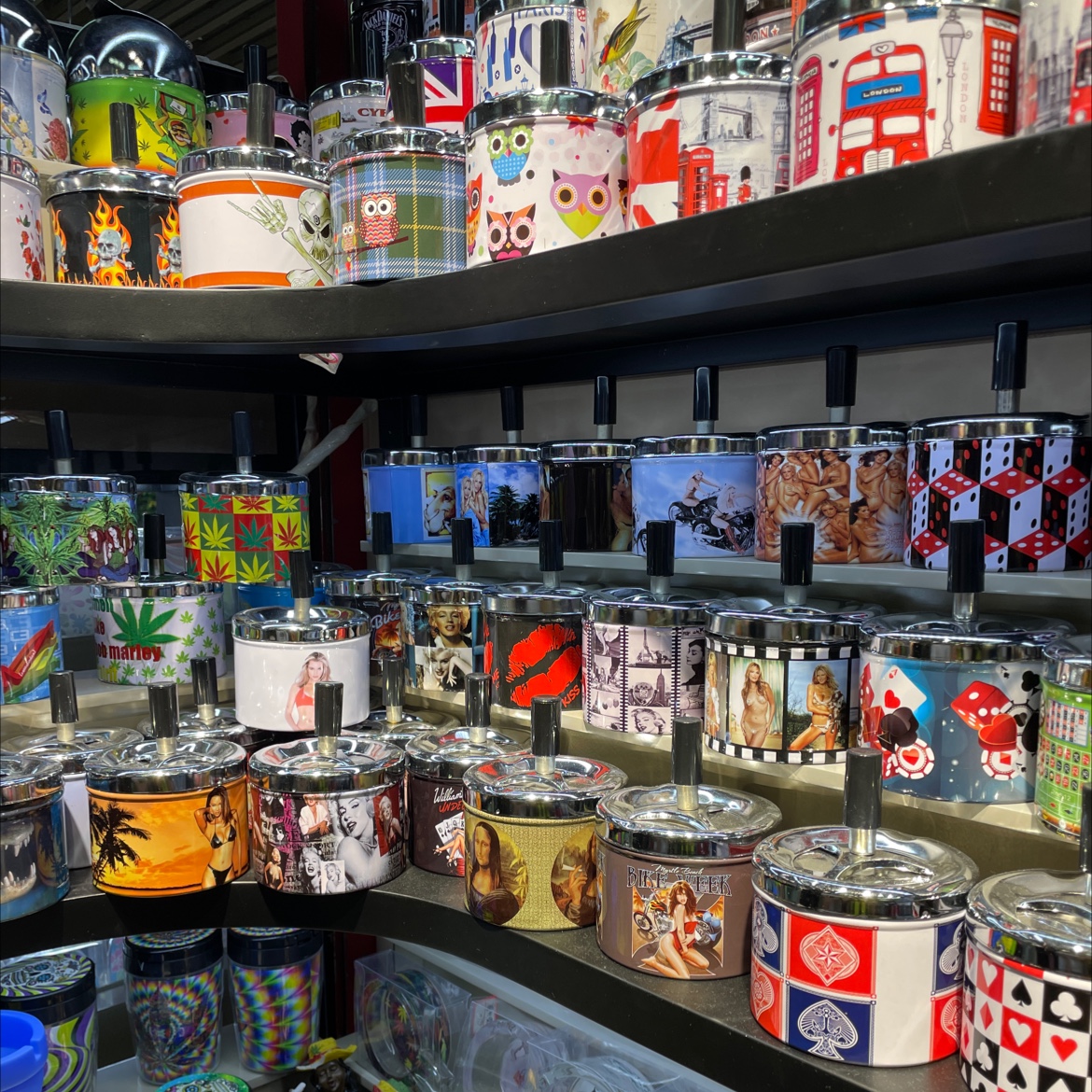 方形马口铁印花美钞烟灰缸个性旋转盖创意烟缸可定制21新奇美04