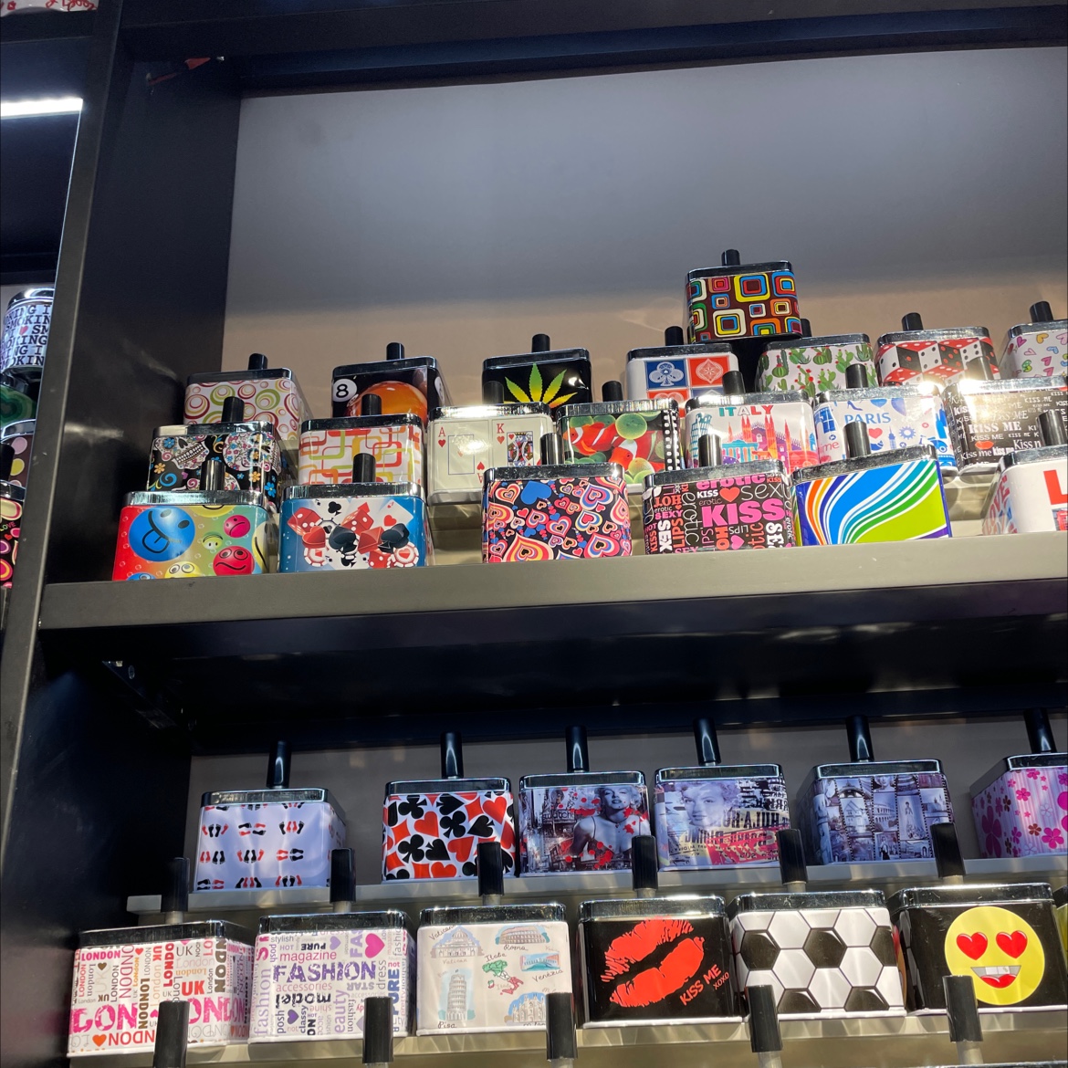 方形马口铁印花美钞烟灰缸个性旋转盖创意烟缸可定制11新奇美03