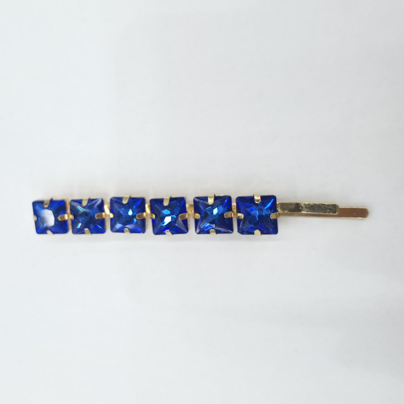 Hairpin, Dongdaemun headwear from South Korea, a versatile accessory for elegant girls. Bangs clip, water diamond hairpin, square glass diamond claw support, Chao Xia 18 Application Scenario