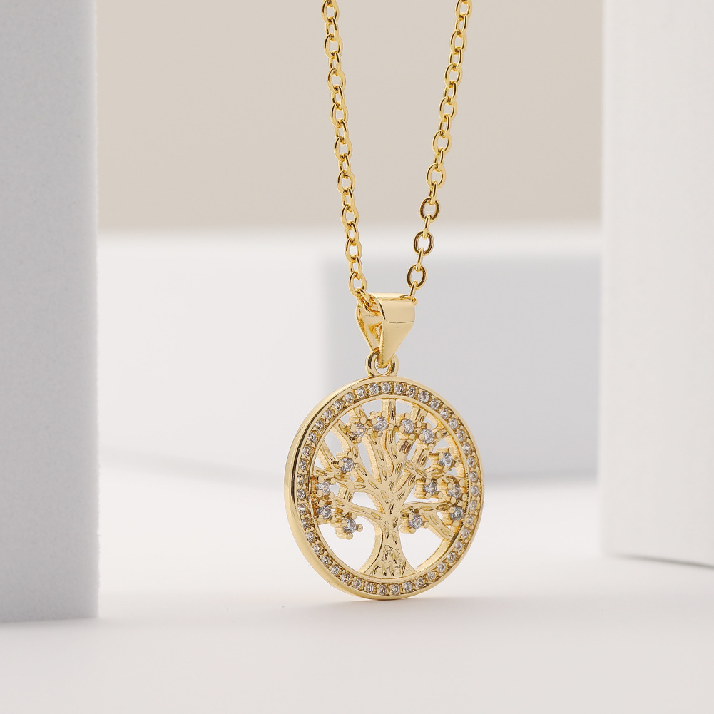 A new cross-border supply of the popular Southeast Asian women's jewelry item, the diamond-encrusted life tree pendant, and the trendy and elegant necklace
