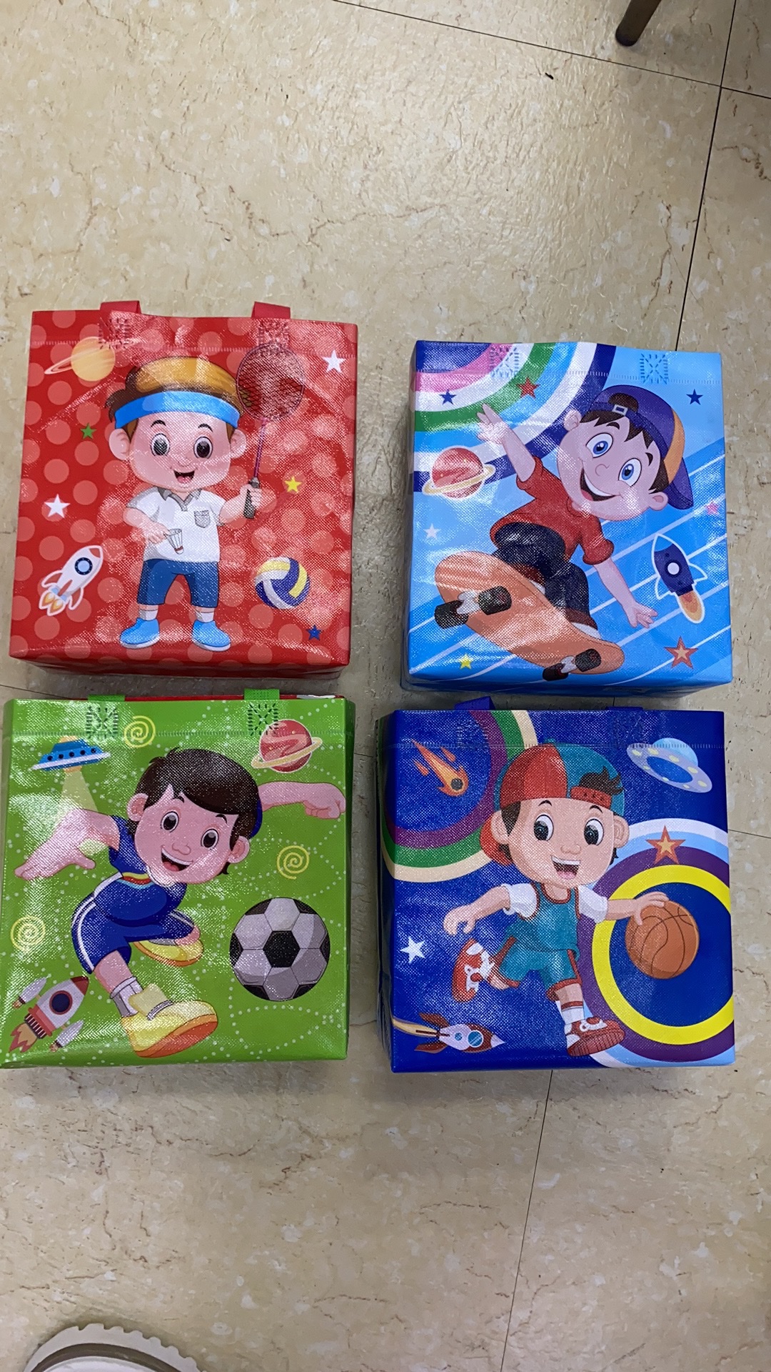复膜足球男孩立体袋