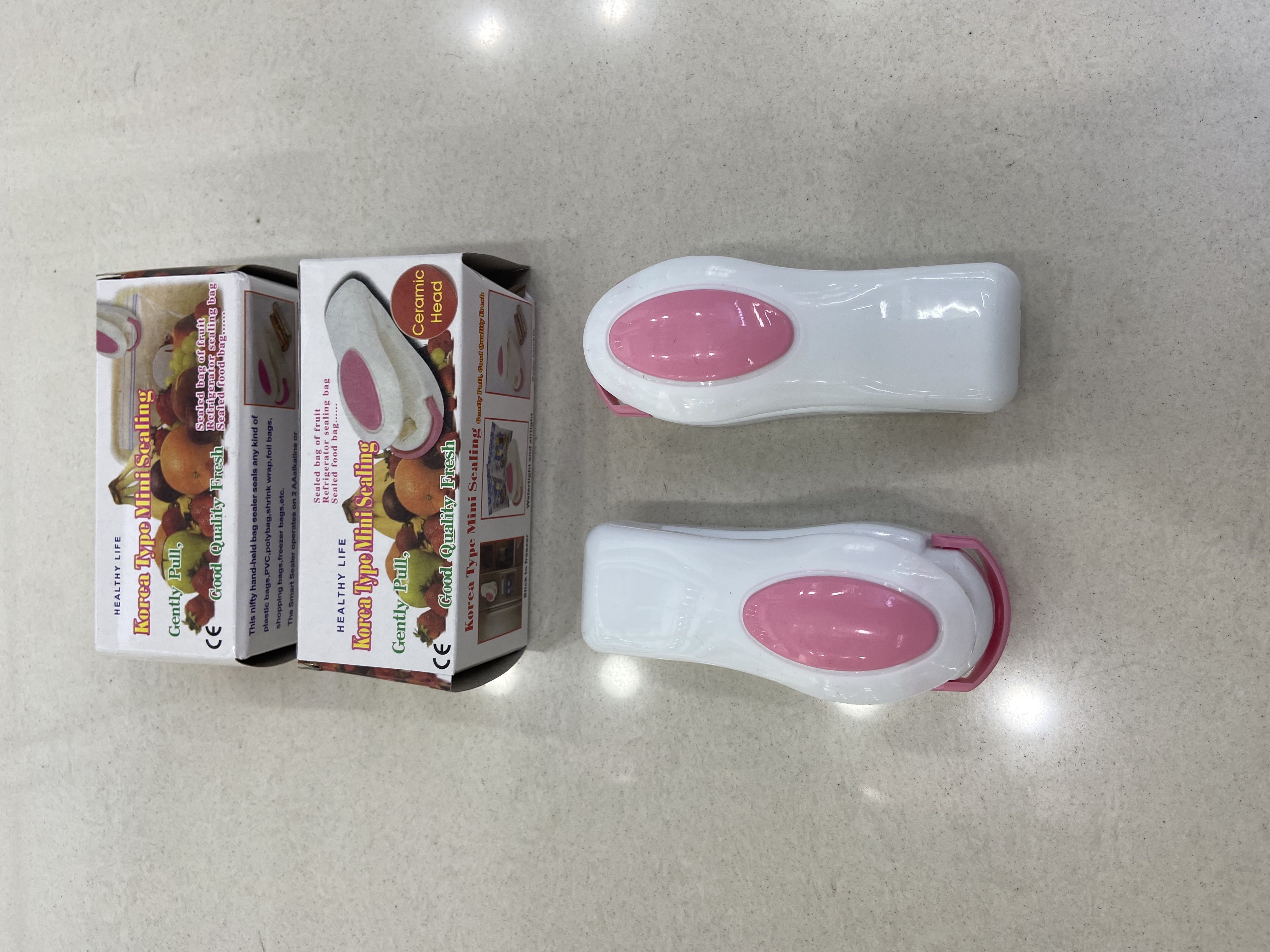 Mini sealing machine