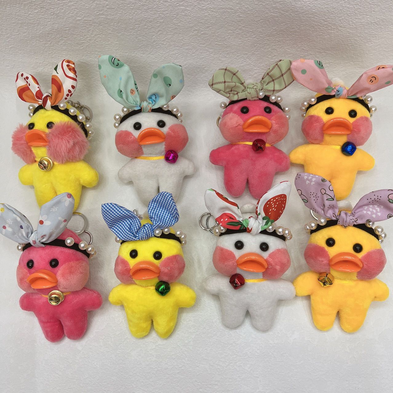 Cross-border plush hyaluronic acid duck pendants, keychains, hyaluronic acid duck plush dolls, new plush products, hyaluronic acid duck dolls, bestsellers Specification image