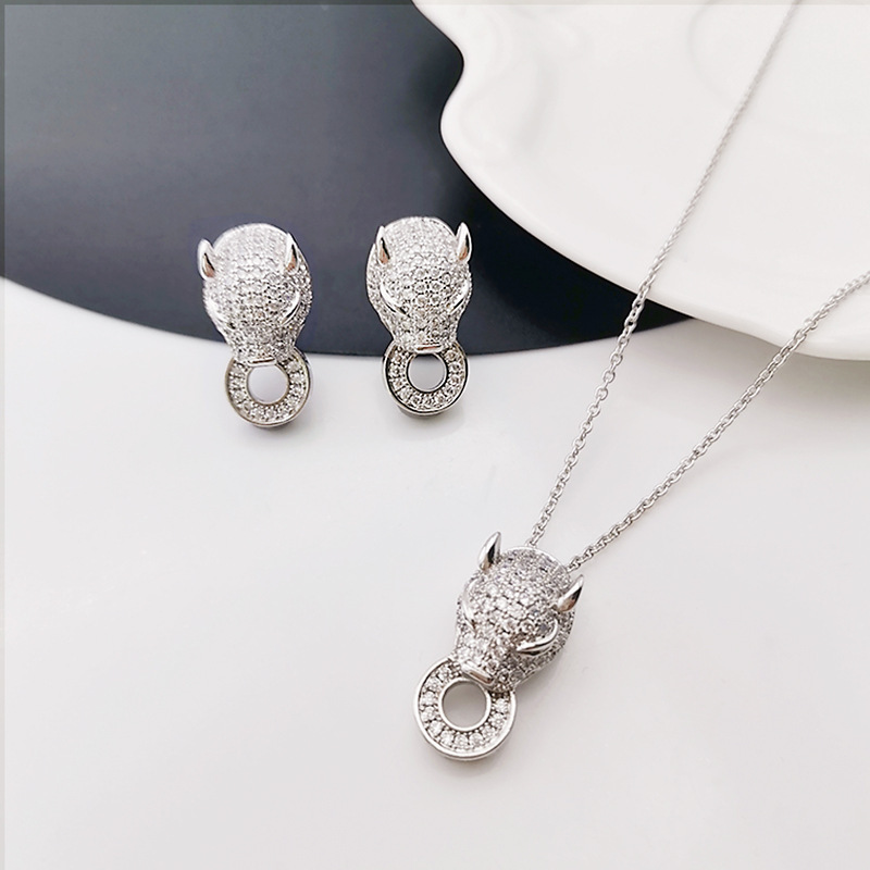 European and American fashion micro-inlaid leopard head bite ring necklace women's jewelry zircon pendant earrings factory direct sales detail image 4