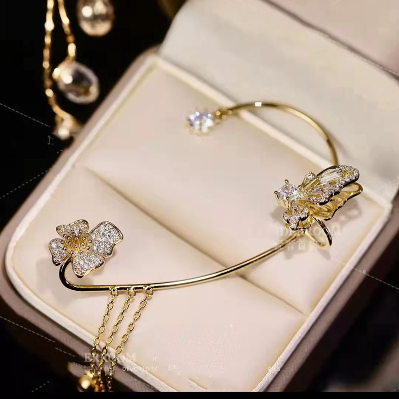 The same style of butterfly tassel flower ear pendants as Douyin, French fashion, simple and no-ear piercing earrings, earrings and ear clips for women