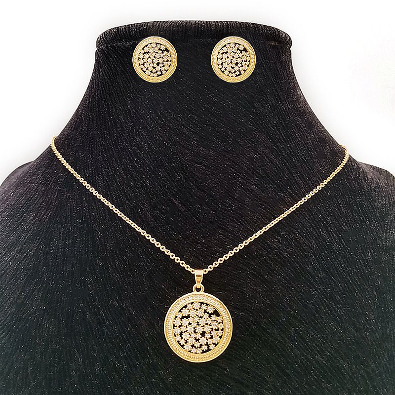 A factory of fashionable and versatile micro-inlaid zircon circle star necklaces, pendants and earrings that sell well in Europe and America detail image 4