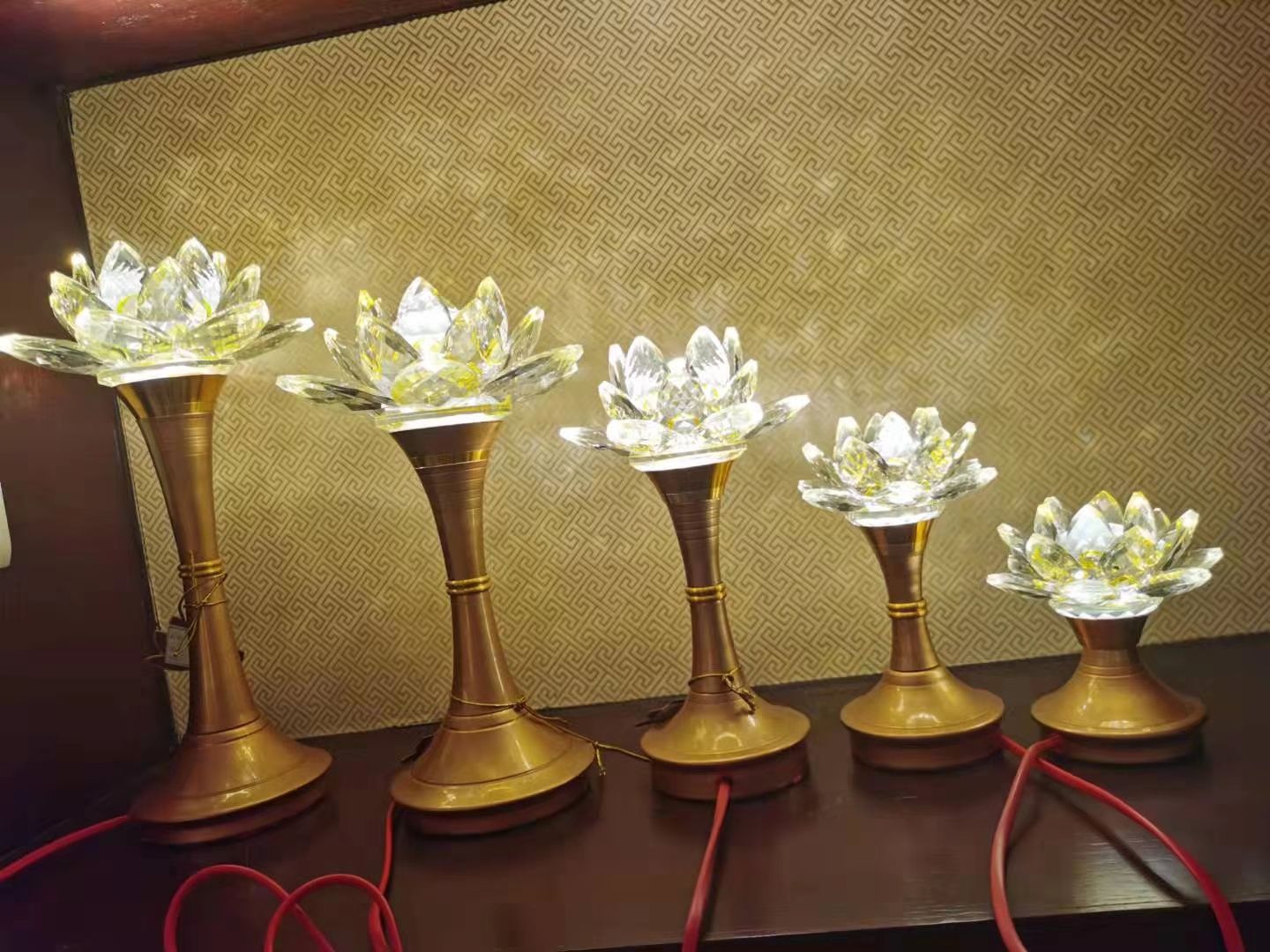 Red gold crystal lamp, De Yuan craftsmanship Lotus Lamp 12 Application Scenario